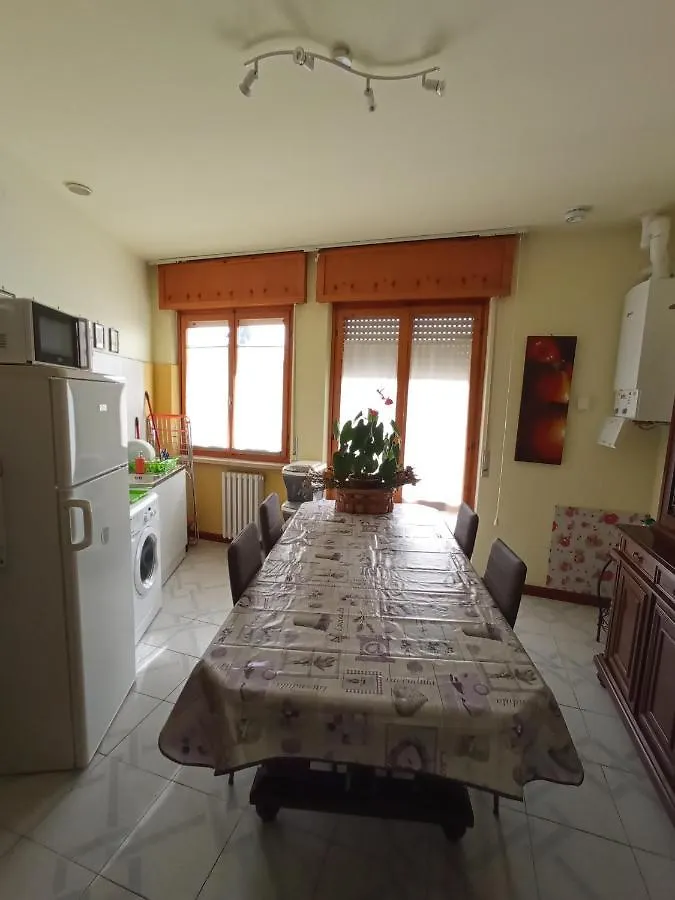 Casa Doretta - Camere Rooms Verona 0*,  Italy