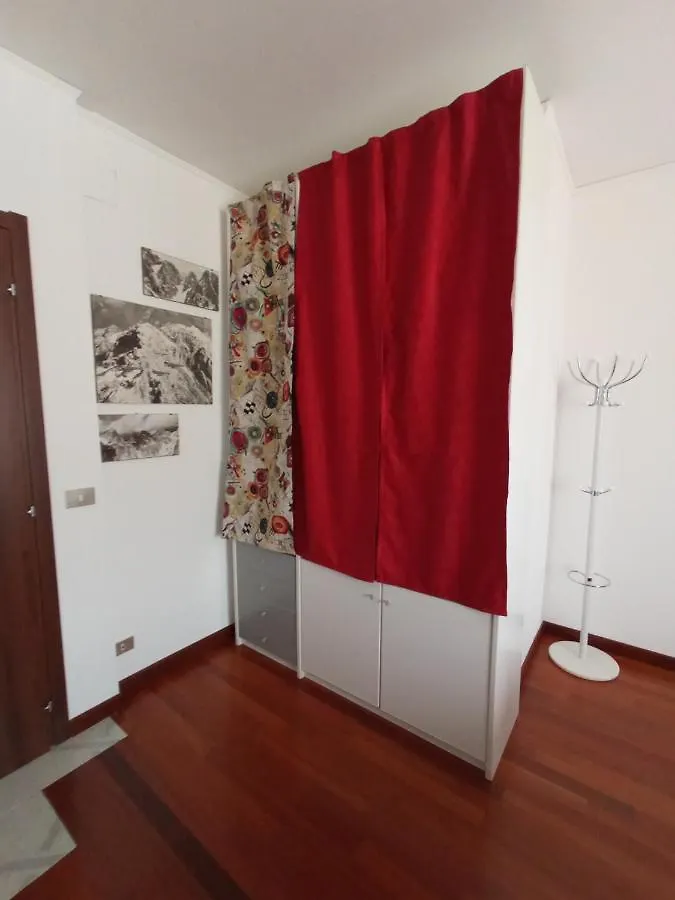Casa Doretta - Camere Rooms Verona 0*,  Italy